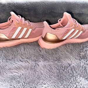 Rose gold Adidas Ultra Boost Size 8 ,only wore 3times.Do not have original box.